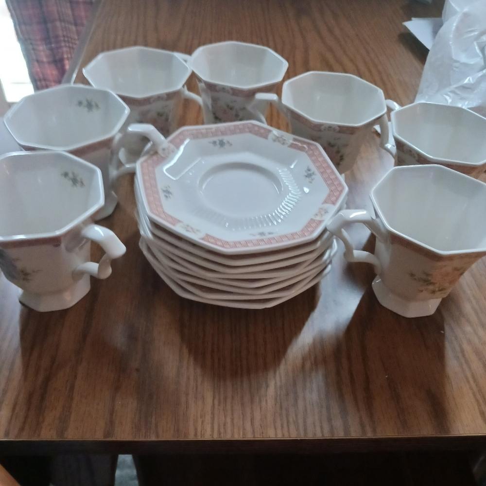 Nikko tea cups and saucers